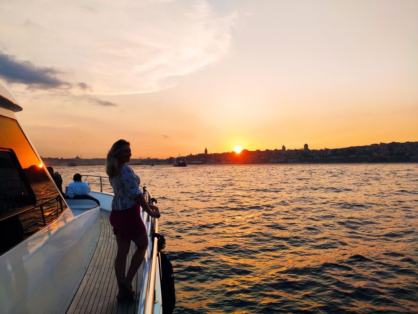 Guided Dolmabahce Palace Tour with Bosphorus Sunset Cruise - Rumeli Fortress to Maiden’s Tower: photo stops with real context