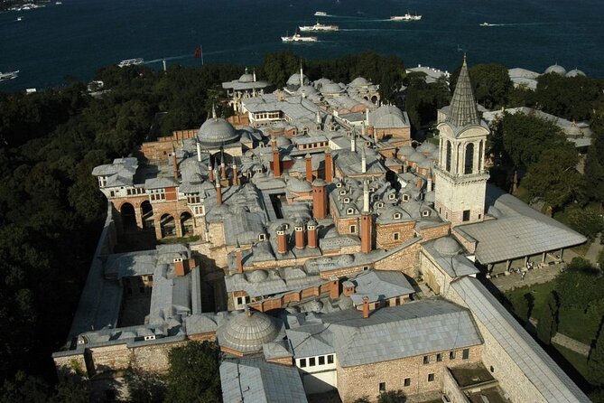Guided Istanbul Old City Tour (Full-Day) - Topkapi Palace: included entry and the Ottoman scale shock