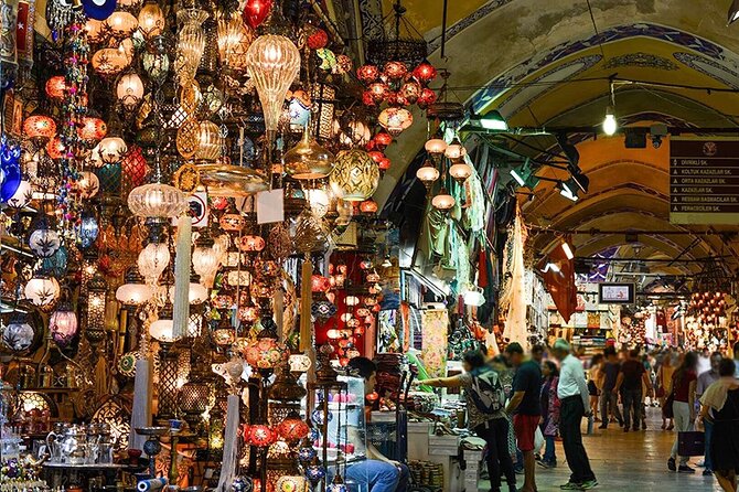 Hagia Sophia, Basilica Cistern, Grand Bazaar Skip the Ticket Line - Start Smart: How the 9:00 am Meeting Point Helps You Actually See Things