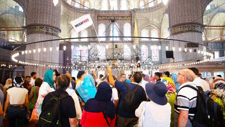 Hagia Sophia & Blue Mosque + Optional Basilica Cistern - Blue Mosque Time: Seeing Sultan Ahmed Mosque with a plan
