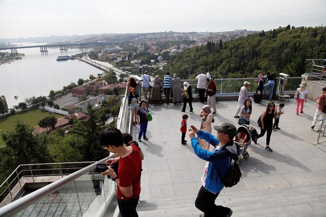 Hagia Sophia, Bosphorus cruise, Blue Mosque, Guided - Small Group - Eyüp Sultan Mosque: A Different Side of Istanbul