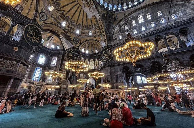 Hagia Sophia Skip-the-Line Ticket with Audio Guide - Timing your 1 to 3 hours: how to make it feel un-rushed