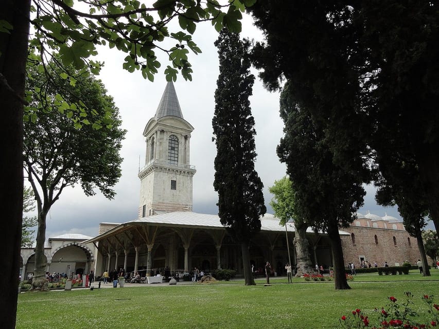 Hagia Sophia & Topkapi Palace Combo Tickets with Audio Guide - Who This Combo Fits Best