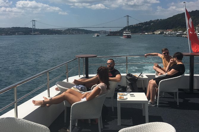 Half-Day Bosphorus Cruise to Black Sea from Istanbul with Lunch - Lunch on board: Turkish meze, grilled options, and what’s included
