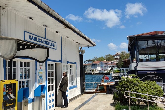 Half Day Bosphorus Cruise with Stopover on Asian Side - Kanlıca Meydanı on the Asian Side: Where Yogurt and Ice Cream Win