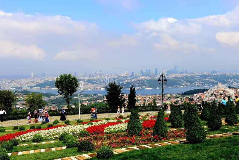 Highlights of Asia & Europe, Coach & Cruise tour Small Group - Fatih shopping and snacks: fun if you go in smart