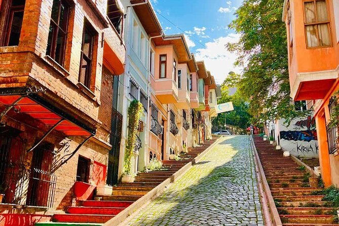 Historic Balat and Chora Tour with Sunset Cruise - Cruising out of Balat: snacks, live performances, and that dinner