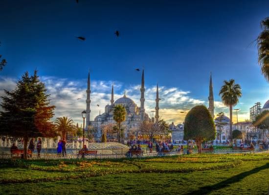 Historical Ambiance of Istanbul: Private Full-Day Tour - Grand Bazaar (Established 1461): how to shop in a market that big