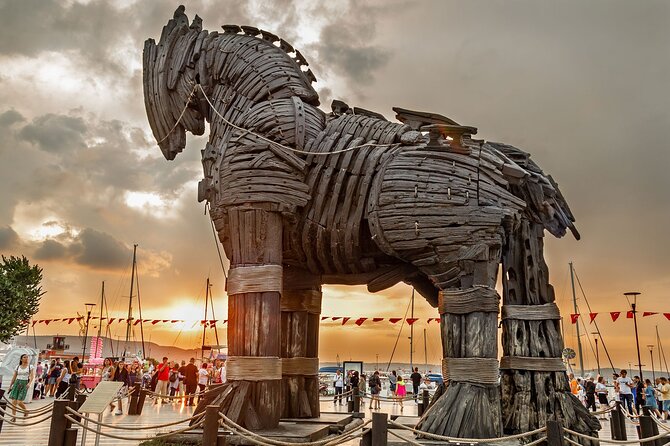 Homer's Legend: Troy Day Trip from Istanbul with Private Guide - Trojan Horse photo stop: quick, famous, and intentionally short