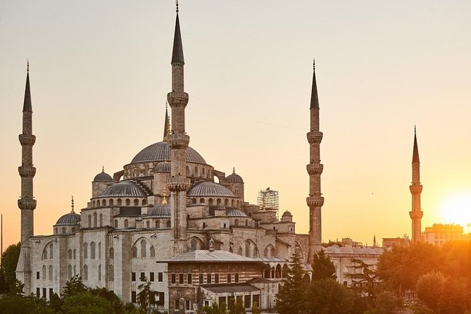 Imperial Istanbul Half-Day Tour: Hagia Sophia and Grand Bazaar - The carpet-weaving stop: the uncomfortable wrinkle to plan around