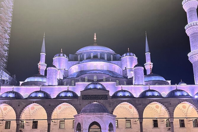 Imperial Traces of Istanbul – Private Guided Signature Tour - Blue Mosque: included entry and a classic skyline finish