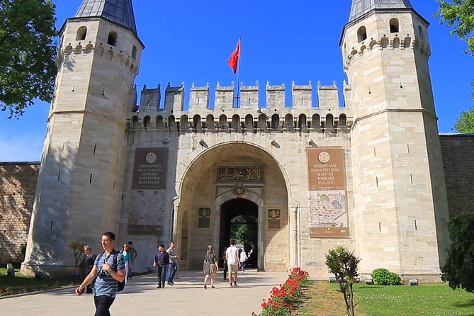 Istanbul 1 Day Tour | Best of Istanbul | Blue Mosque, Hagia Sophia and Topkapi - Topkapi Palace: Where Included Admission Actually Matters