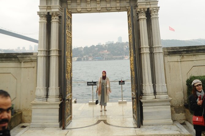 Istanbul: 2 Continents of Bosphorus ( Boat & Lunch ) - Under the Bosphorus Bridge and Fatih Sultan Mehmet Bridge: Europe Meets Asia, Literally