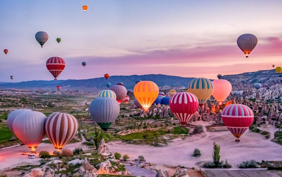 Istanbul: 3-Days, 2-nights in Cappadocia & Hot Air Balloon - South Cappadocia Day: Uçhisar, Zelve, Avanos Pottery, and Fairy Chimneys