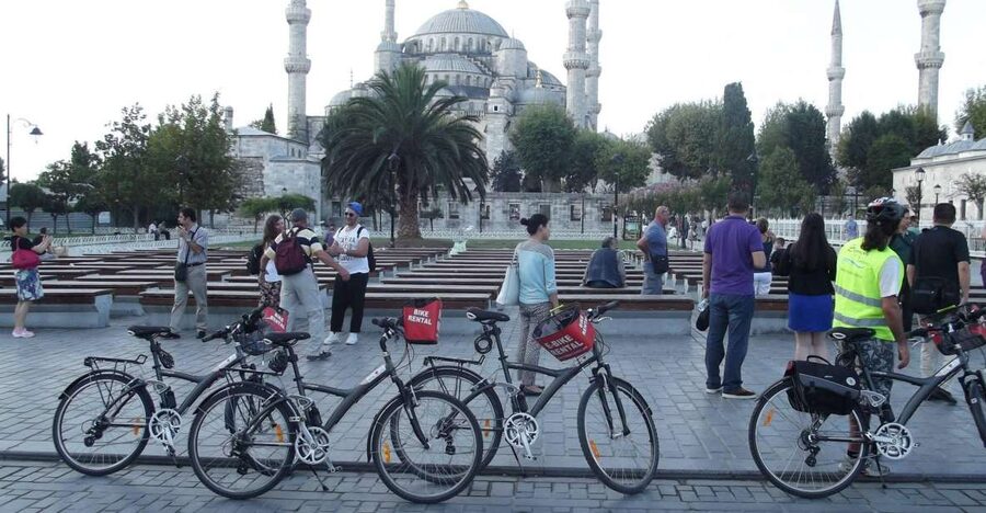 Istanbul 3-Hour Old City Tour by Bicycle - Key reasons this bike tour works