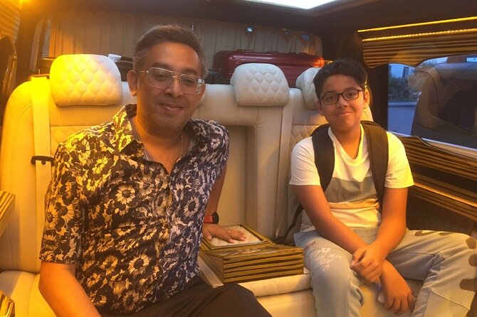 Istanbul Airport Luxury Minivan Transfer Meet Transfer - The ride itself: what you get onboard
