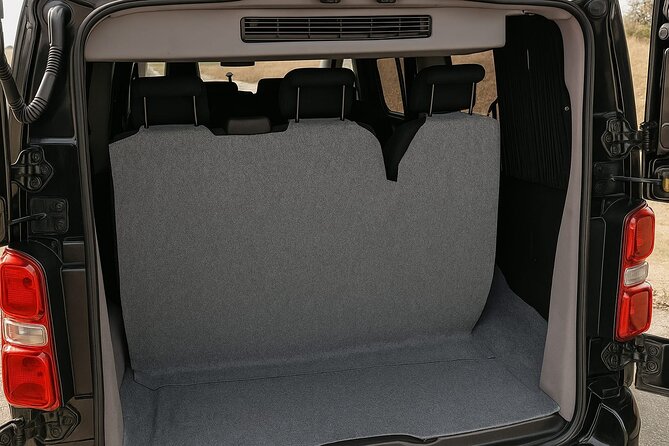Istanbul Airport Private Transfer from Fatih Taksim Beşiktas - Comfort, Then Straight to IST: What the Ride Feels Like