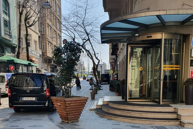 Istanbul Airport Private Transfer Services - Biivip Vip Transfer - Who this transfer suits best (and who should reconsider)