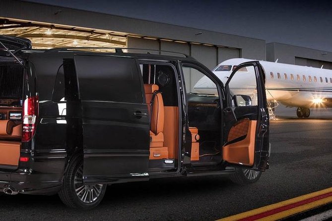Istanbul Airport to City Centre Private Transfer or Vice Versa (1-10pax) - The ride itself: comfort, air-conditioning, and room for luggage