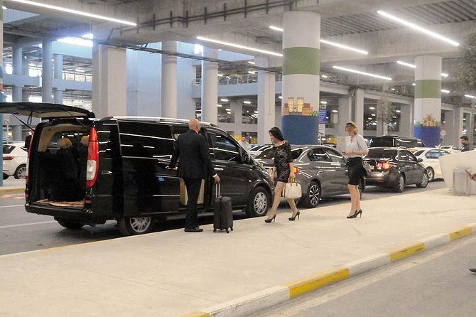 Istanbul Airport Transfer - One Way - The Ride Comfort: A/C, Wi-Fi, Bottled Water, and One Limitation