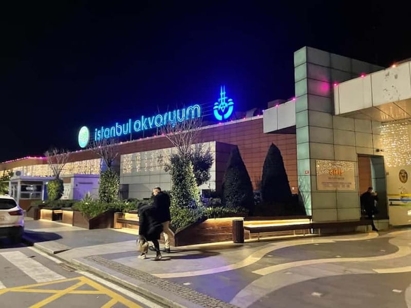 Istanbul: Aquarium Ticket with Shuttle Bus from Sultanahmet - Who this ticket suits best in Istanbul