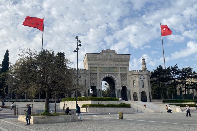 Istanbul Archaeological Tour with Tickets / Small Group - Getting started at Beyazıt Square and why the tram transfer matters