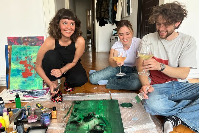 Istanbul Art Escape Wine and Paint at Local's Home - Art at a Turkish home in Beşiktaş: what this evening is really about