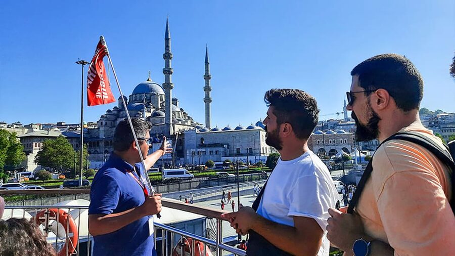 Istanbul: Asian Side Walking Tour with Ferry Ride - Key things you’ll notice on this tour