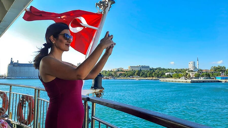 Istanbul: Asian Side Walking Tour with Ferry Ride - The public ferry ride: views you can actually frame