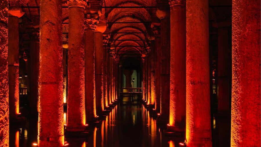 Istanbul: Basilica Cistern Skip-the-Ticket-Line Guided Tour - Basilica Cistern After the Crowds: What Skip-the-Line Really Means