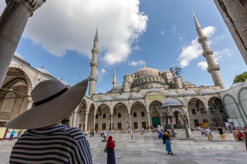 Istanbul: Bespoke Tour with Guide and Skip-the-Line Entries - Meeting at Alman Çeşmesi: your day starts already oriented