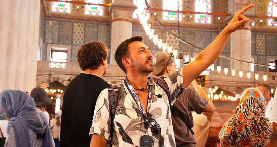 Istanbul: Blue Mosque Guided Tour & Basilica Cistern Ticket - Itinerary in plain terms: what each stop feels like