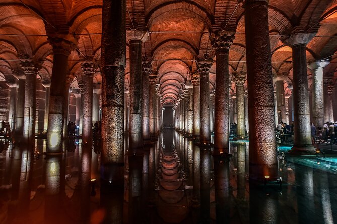 Istanbul: Blue Mosque, Hagia Sophia, & Basilica Cistern Tour - Why This Route Works in Sultanahmet
