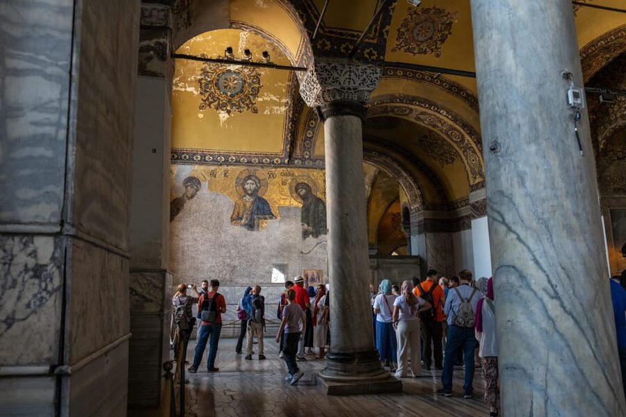 Istanbul: Blue Mosque & Hagia Sophia Guided Tour w/ Tickets - Key highlights worth planning around