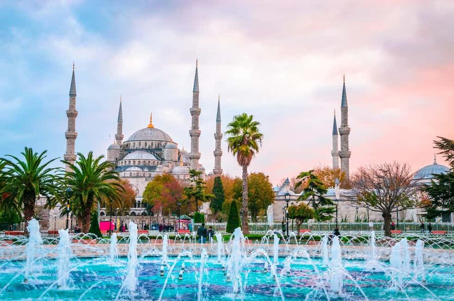 Istanbul: Blue Mosque, Hagia Sophia, & Old Town Walking Tour - Meeting at Alman Çeşmesi: Smooth start, easy direction
