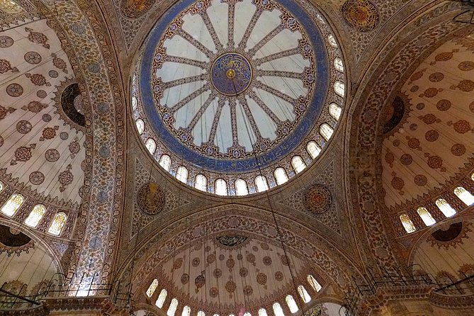 Istanbul: Blue Mosque & Hagia Sophia Small-Group Tour with ticket - Hagia Sophia Grand Mosque: how two eras share the same walls