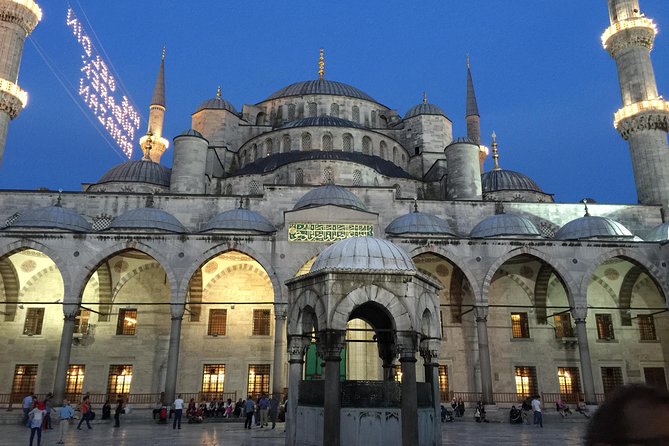 Istanbul: Blue Mosque & Hagia Sophia Small-Group Tour with ticket - Blue Mosque visit: architecture, symbols, and the courtyard break