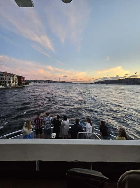Istanbul Bosphorus: 3-Hour Day Cruise's with Asian Side Stop - Comfort, Wi‑Fi, and what to bring for a better ride