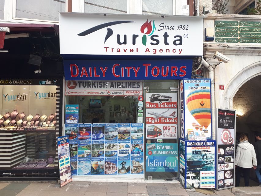 Istanbul: Bosphorus and Golden Horn Boat Tour with Guide - The Real Value: What the Guide Adds (and Where Audio Can Clash)