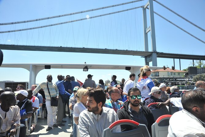 Istanbul: Bosphorus and Golden Horn Cruise with Audio Guide - Audio guide reality: English narration, loudspeakers, and timing