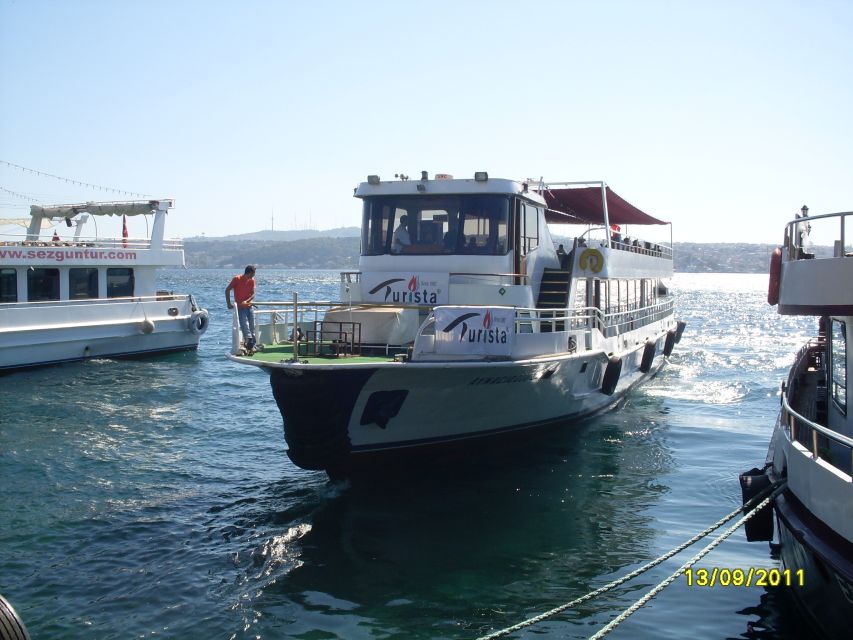 Istanbul: Bosphorus Boat Tour and Two Continents with Lunch - The Bosphorus cruise: palaces, shores, and the Strait’s drama