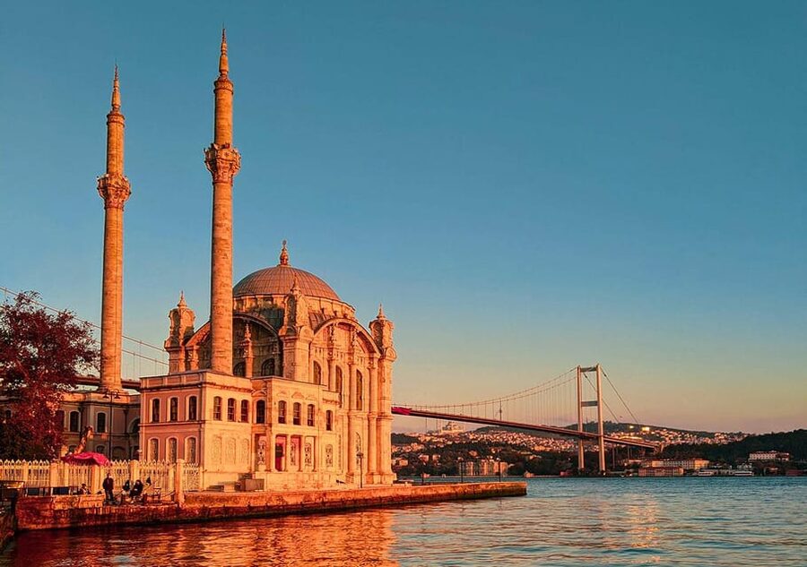 Istanbul: Bosphorus Cruise by Luxury Yacht - Bebek, Rumeli Hisarı, and Beylerbeyi: the castle-and-palace sweep toward Asia