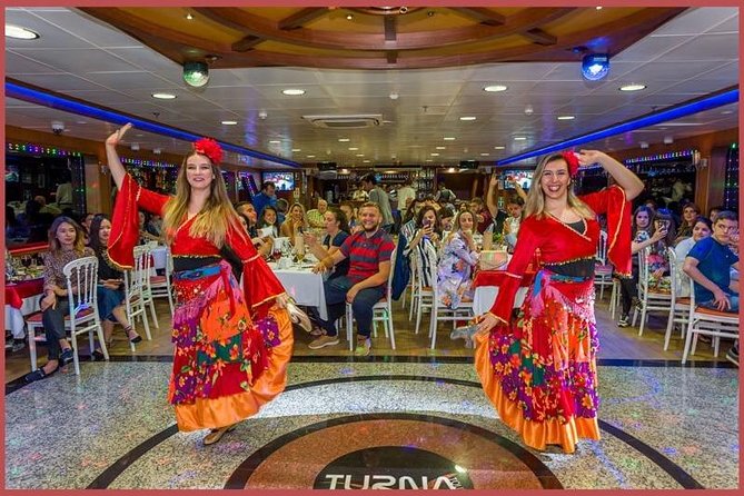 Istanbul Bosphorus Cruise with Dinner and Belly-Dancing Show - Dinner service: what to expect and how to get the best out of it