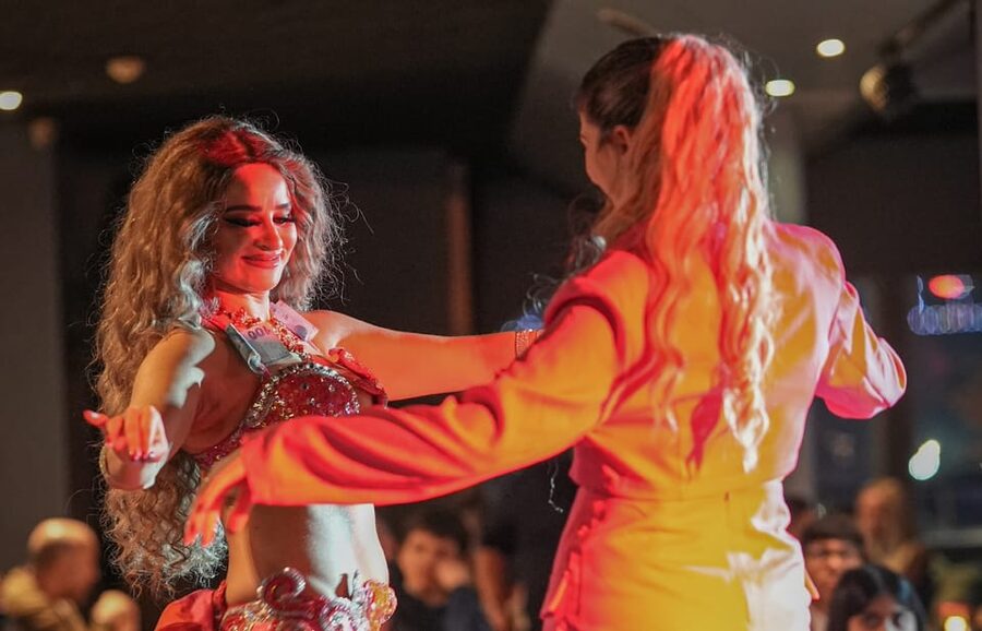 Istanbul: Bosphorus Cruise with Dinner Show - Boarding, Seats, and Finding the Orange Boat at Kabatas