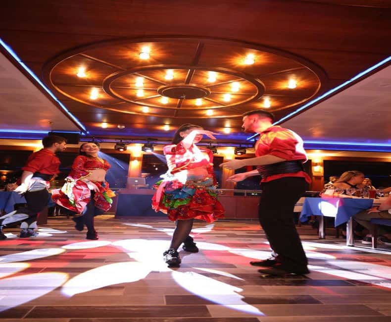 Istanbul Bosphorus Dinner Cruise & Dance Shows Tour - Dinner Setup: Private Tables, Hot Food, and Menu Options That Matter