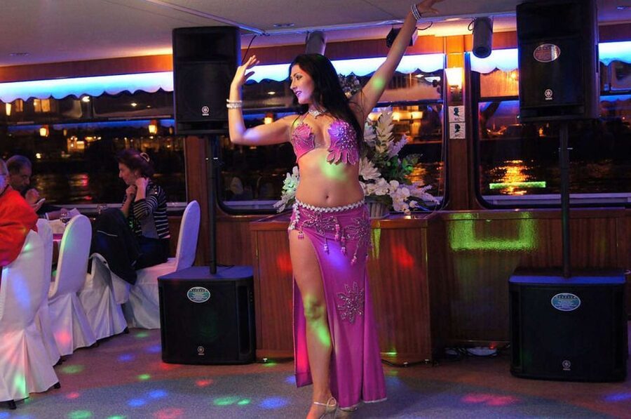 Istanbul Bosphorus Dinner Cruise &Entertainment hotel pickup - Value for $53: what you’re really paying for
