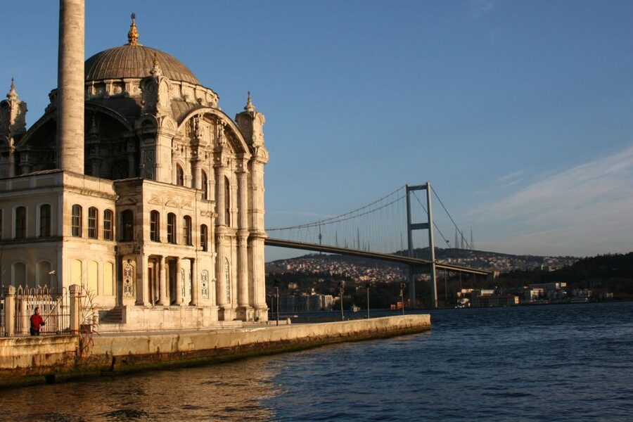 Istanbul Bosphorus Dinner Cruise &Entertainment hotel pickup - Who this cruise suits best (and who should skip it)