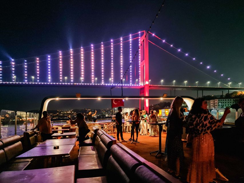 Istanbul: Bosphorus Dinner Cruise w/ Drinks & Entertainment - A 3-hour Bosphorus dinner cruise: the vibe and who it fits
