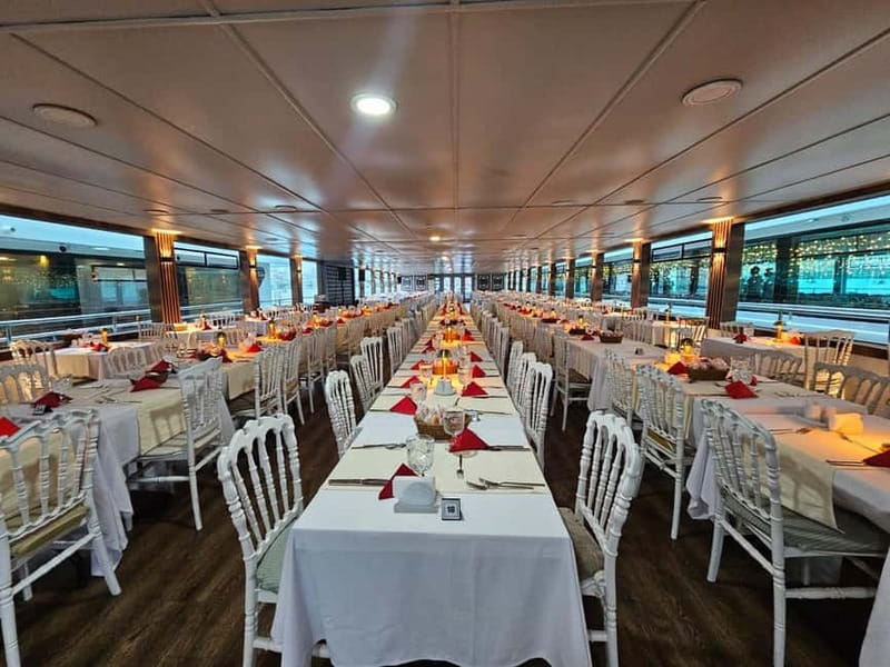 Istanbul: Bosphorus Dinner Cruise with Live Entertainment - The Dinner Menu: Mezes, Main Courses, and What You Actually Get