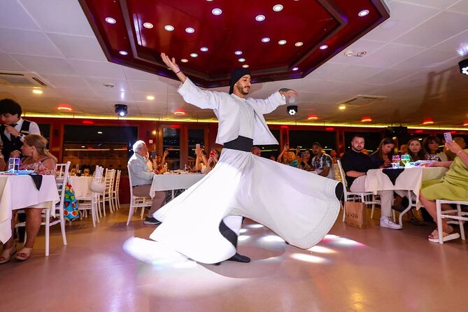 İstanbul Bosphorus Dinner Cruise with Traditional Turkish Show - Bosphorus Bridge and skyline views at night: what you should actually look for